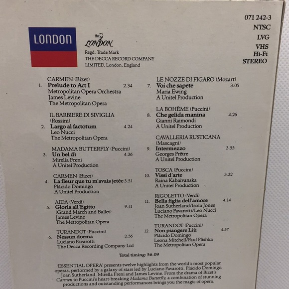 Essential Opera VHS Video with Booklet Musicals Broadway Performing Arts Vintage - Picture 4 of 9